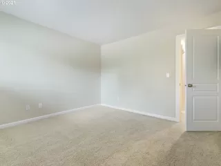 Photo #5: 21343395 Listing