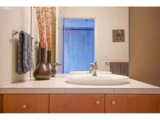 Photo #1: 21344091 Listing