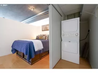 Photo #6: 21344091 Listing