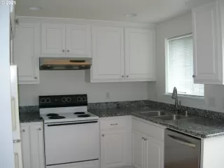 Photo #2: 21344147 Listing