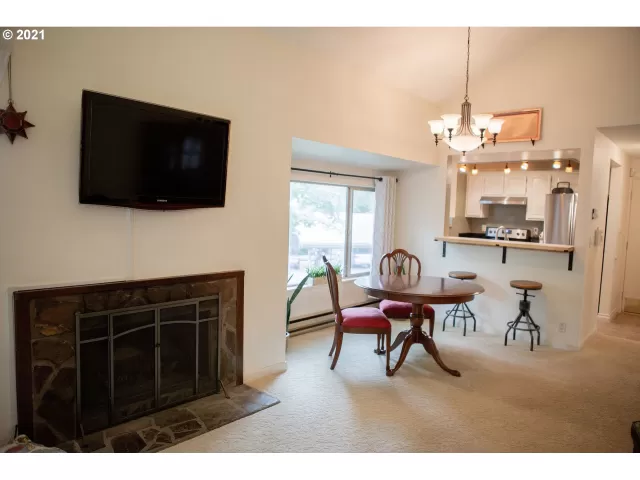 MLS: 21344300 Condo For Sale