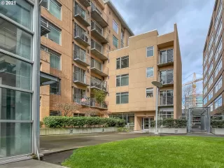 Photo #1: 21344493 Listing