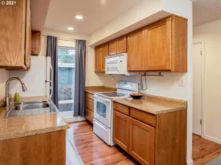 Photo #6: 21344744 Listing 