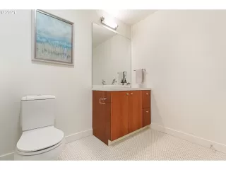 Photo #6: 21345188 Listing