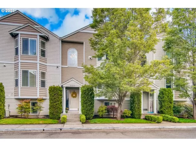MLS: 21346725 Condo For Sale