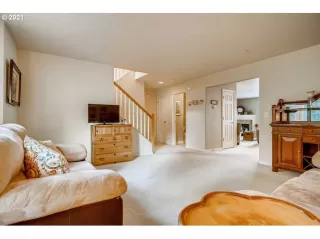 Photo #4: 21346725 Listing