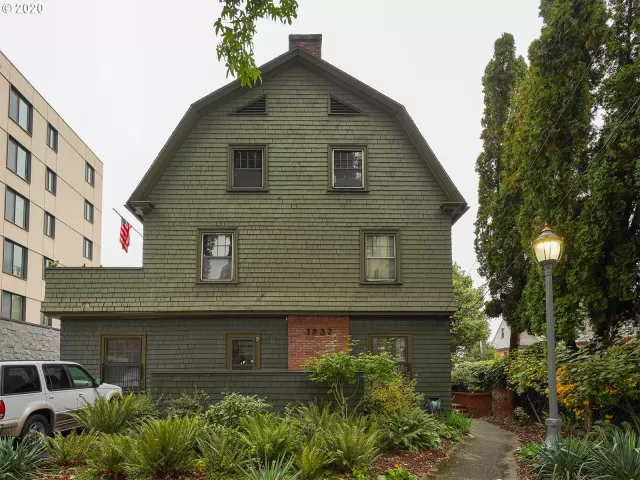 MLS: 21347267 Condo For Sale