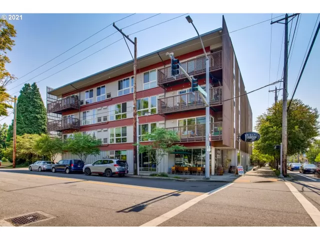 MLS: 21347567 Condo For Sale