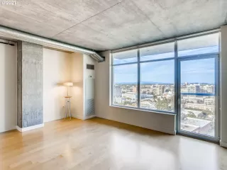 Photo #2: 21348315 Listing