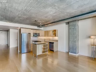 Photo #3: 21348315 Listing