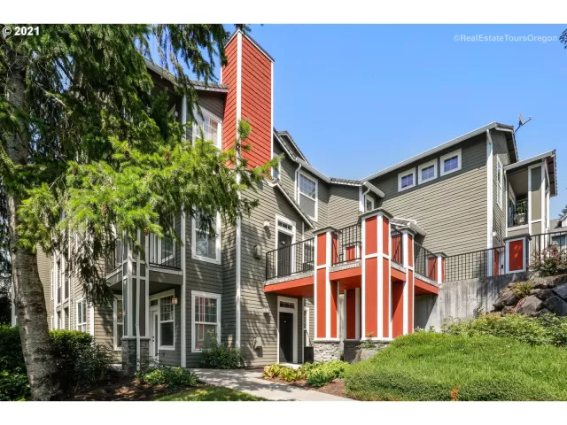 MLS: 21348604 Condo For Sale