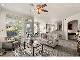 Photo #4: 21348604 Listing