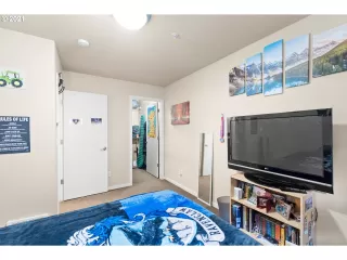 Photo #4: 21348898 Listing 