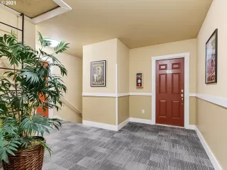 Photo #2: 21348968 Listing
