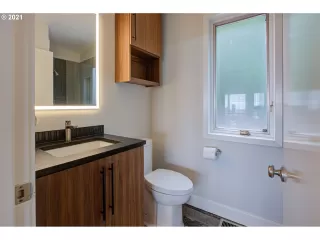 Photo #3: 21349572 Listing 