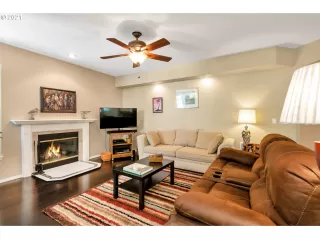 Photo #2: 21349620 Listing