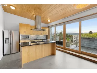 Photo #2: 21349735 Listing 