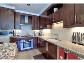 Photo #6: 21349969 Listing