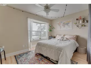 Photo #5: 21350155 Listing 