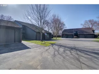 Photo #1: 21350354 Listing