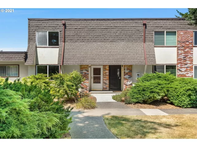 MLS: 21350941 Condo For Sale