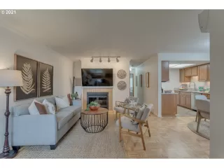 Photo #1: 21351446 Listing