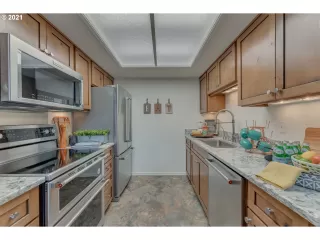 Photo #2: 21351446 Listing