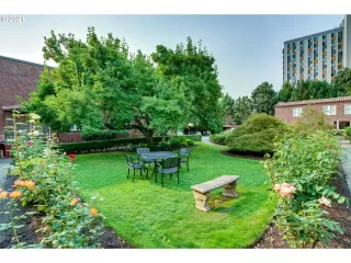 Photo #1: 21352120 Listing 