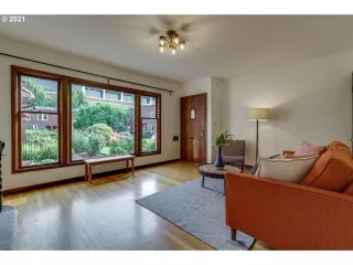 Photo #4: 21352120 Listing 