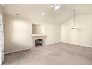 Photo #2: 21352166 Listing 