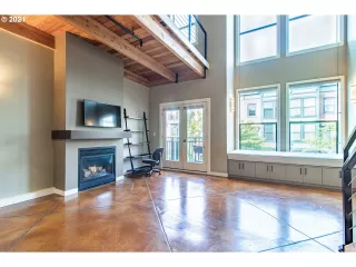 Photo #4: 21352569 Listing