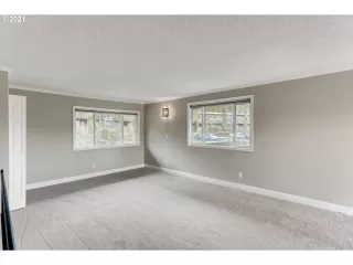 Photo #2: 21353723 Listing 