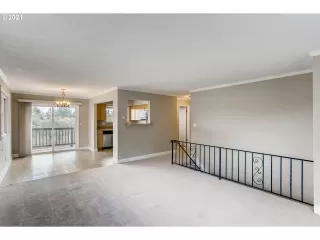 Photo #5: 21353723 Listing 