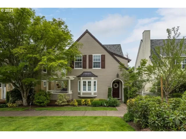 MLS: 21353833 Condo For Sale