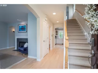 Photo #4: 21353833 Listing 