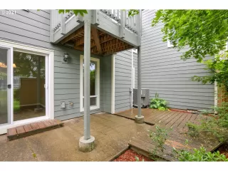 Photo #6: 21355017 Listing