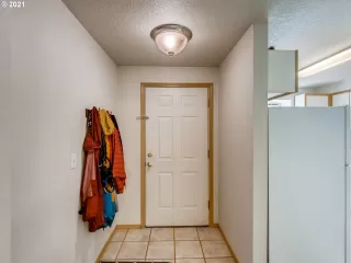 Photo #3: 21355068 Listing