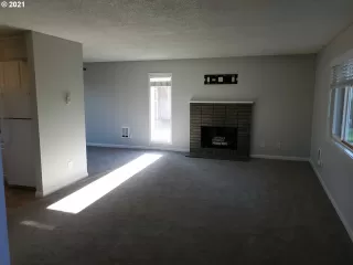 Photo #2: 21356060 Listing