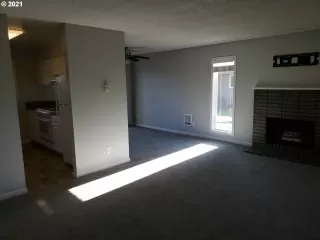 Photo #3: 21356060 Listing