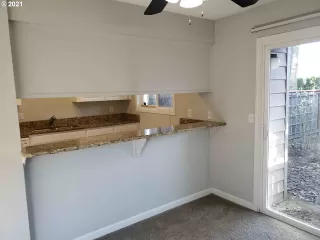 Photo #6: 21356060 Listing