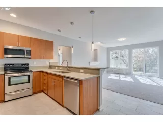 Photo #2: 21356910 Listing