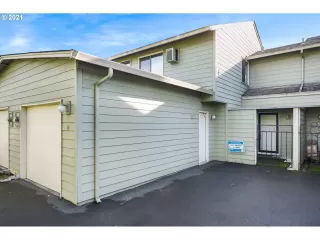 Photo #1: 21357233 Listing