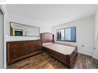 Photo #3: 21357381 Listing 