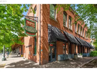 Photo #5: 21357381 Listing 