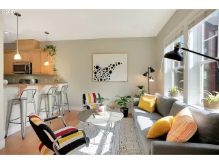 Photo #6: 21357547 Listing 