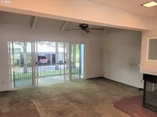 Photo #3: 21357704 Listing 