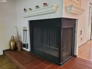 Photo #4: 21357704 Listing 