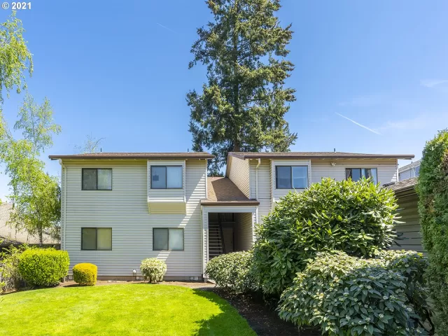 MLS: 21358752 Condo For Sale