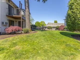 Photo #6: 21358752 Listing