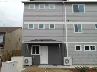 More Details about MLS # 21358760 : 7949 SE GLENCOE ST 15